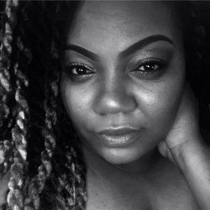 Meet your Posher, Mia